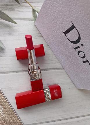 Стійка зволожувальна помада для губ rouge dior ultra rouge1 фото