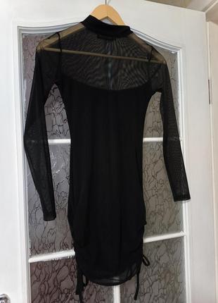 Фирменное черное платье