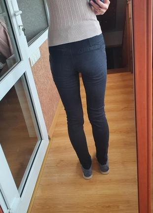 Черные базовые узкие брюки/джинсы/джеггинсы/лоски узкие/прямые h&amp;m8 фото
