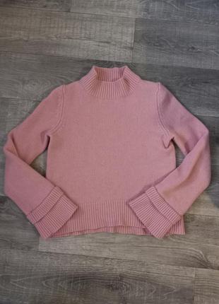 Свитер базовый с горловиной