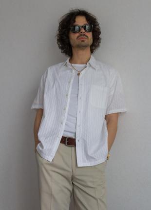 Біла бавовняна текстурована сорочка