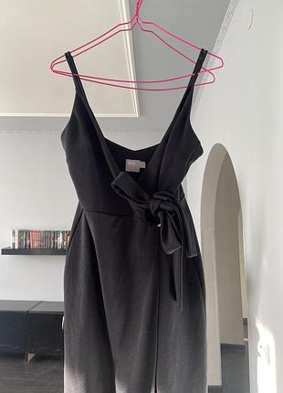 Черное платье миди на запах asos