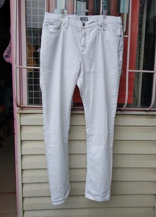 Белые джинсы per una.1 фото