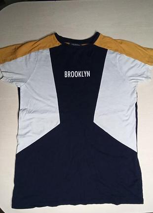 Футболка на подростка