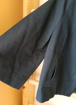 Черный кроп жакет/пиджак/реглан от l.k.bennett с клешенным рукавом7 фото