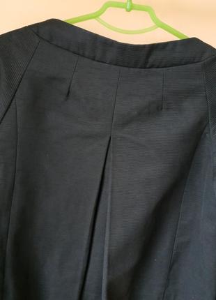 Черный кроп жакет/пиджак/реглан от l.k.bennett с клешенным рукавом5 фото