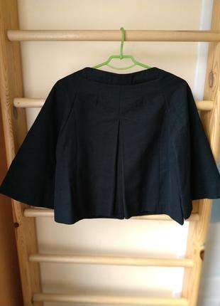 Черный кроп жакет/пиджак/реглан от l.k.bennett с клешенным рукавом3 фото