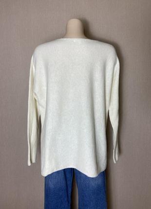 Шикарний светр з вовни  молочного кольору uniqlo2 фото