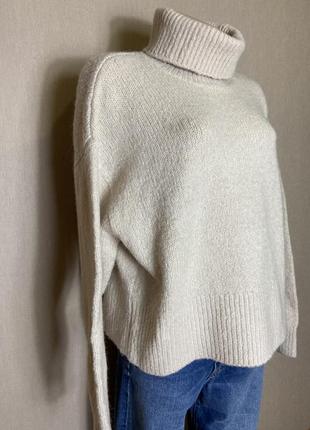 Об’ємний светр під горло,водолазка колір айворі h&m3 фото