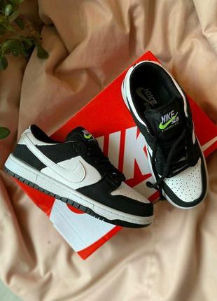 Кросівки nike sb dunk strangelove •white black•4 фото