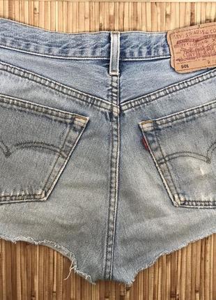 Джинсовые шорты levis 5011 фото