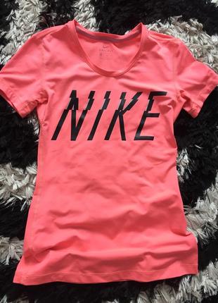 Футболочка nike