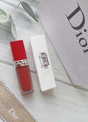 Жидкая помада для губ с цветочным маслом dior rouge dior ultra care liquid