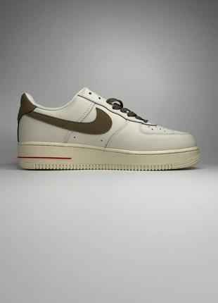 Кроссовки nike air force 1 (белые с бежево/коричневым)2 фото