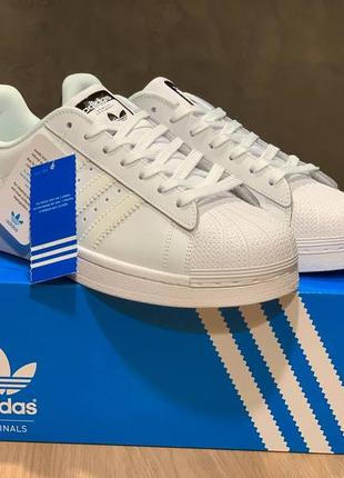 Adidas superstar