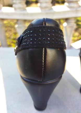 Черные женские туфли на платформе zenden8 фото