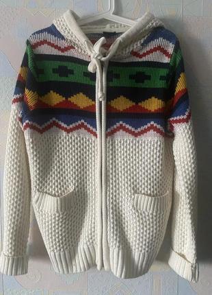 Вязаный зопхуди с капюшоном