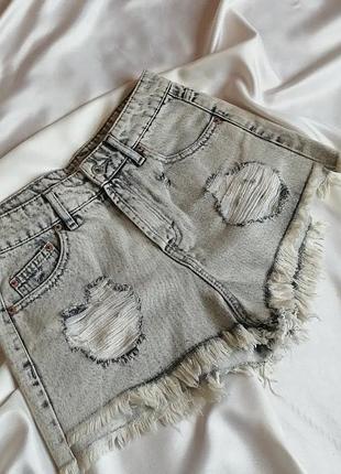 Коротенькие шортики