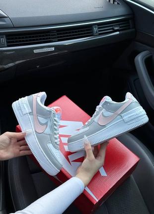 Жіночі кросівки nike air force 1 shadow white grey pink4 фото