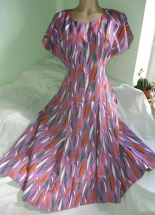 Новое натуральное платье,сиреневое  с абстракцией,46-48разм.2 фото
