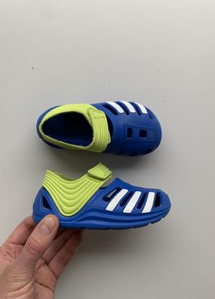 Босоніжки adidas1 фото