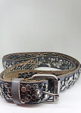 Ковбойский мужской кожаный ремень с заклепками в стиле вестерн cowboysbelt original полотно 111х3.52 фото