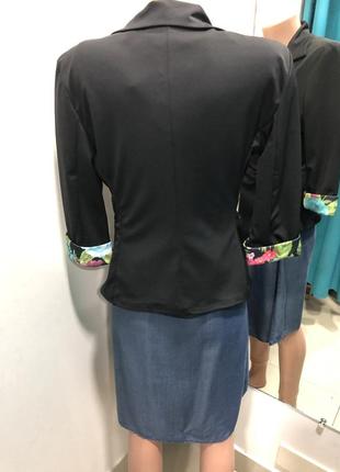 Чёрный нарядный пиджак3 фото
