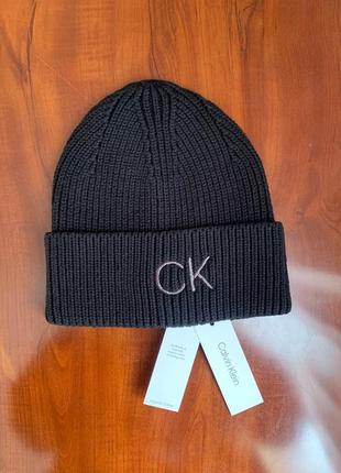 Шапка calvin klein essentials beanie оригинал новая с бірками