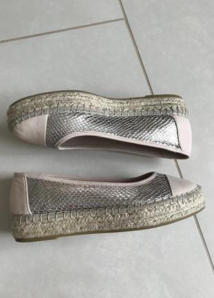 Туфлі шкіряні стильні модні дорогий бренд carvela kurt geiger розмір 37