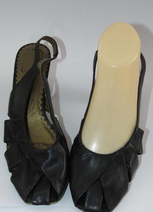 Caprice женские кожаные туфли  a33 фото