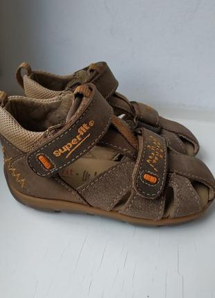 Шкіряні босоніжки, сандалі superfit 24р. 14.5 див.