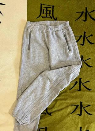 Штани Weiß adidas