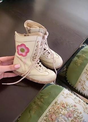 Нові дитячі туфлі черевички на малюка брендові водонепроникні кеди кроси чоботи на весну zara kids1 фото