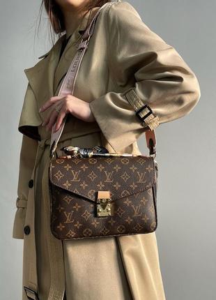 Женская стильная коричневая розовая сумка тренд сезона бренд5 фото
