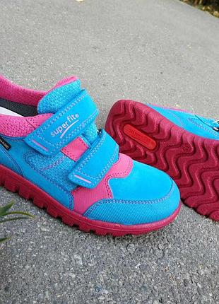 Нові кросівки superfit sport7 з мембраною gore-tex