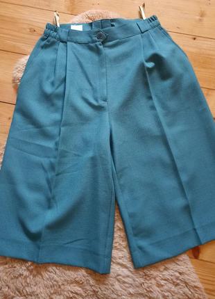 Костюм однобортный тройка,пиджак/брюки и шорты8 фото