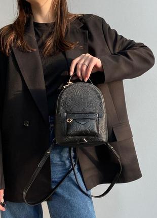 Женский стильный черный рюкзак тренд сезона бренд2 фото