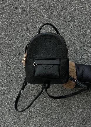 Женский стильный черный рюкзак тренд сезона бренд1 фото