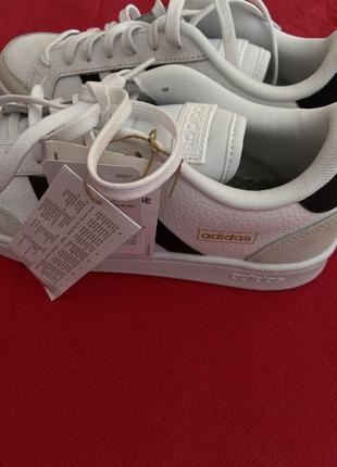 Кроссовки adidas новые качественные без коробки размер 39-40 стелька 26-26,5 см2 фото