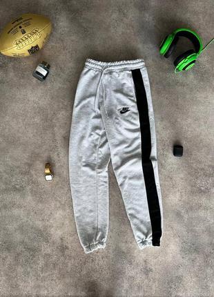 Світло-сірі спортивні штани nike | повсякденні чоловічі штани найк на весну2 фото