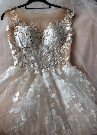 Свадебное платье а-силуэт/безкорсетное3 фото