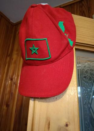 Кепка бейсболка.