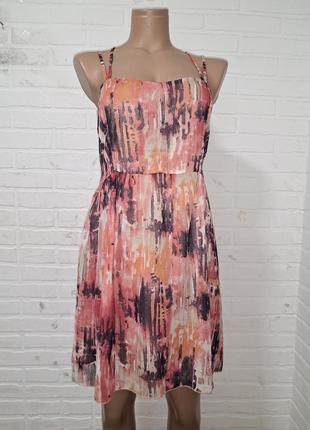 Гарна жіноча сукня плаття сарафан