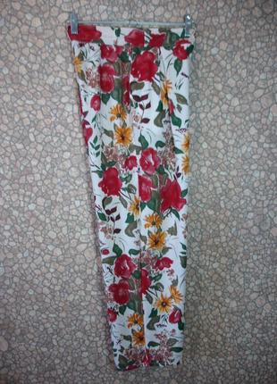 Укороченные широкие брюки в цветы  (35 % лен )3 фото