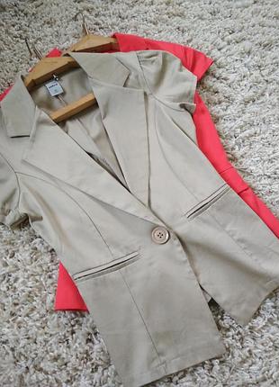 Актуальный стильный жакет пиджак , короткий рукав, zebra, p xs