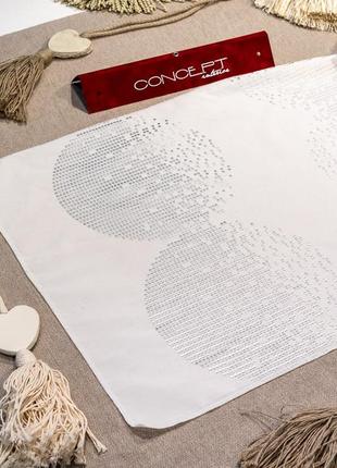 Тафта з вишивкою в круги біла