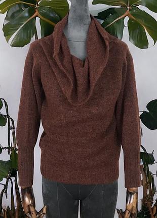 Коричневий м’який светр з мохера gestuz