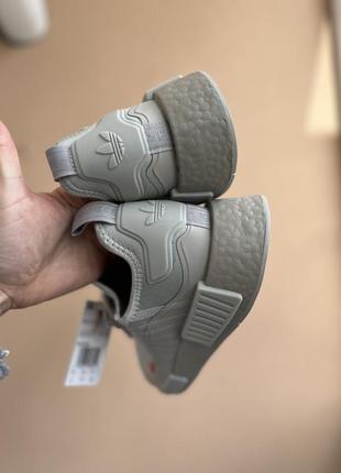 Кроссовки adidas nmd r1 оригинал 42.55 фото
