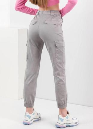 Жіночі штани карго з ланцюжком джогери з кишенями4 фото