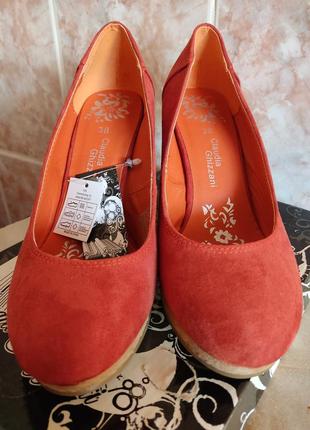 Босоніжки замш танкетка взуття обувь босоножки